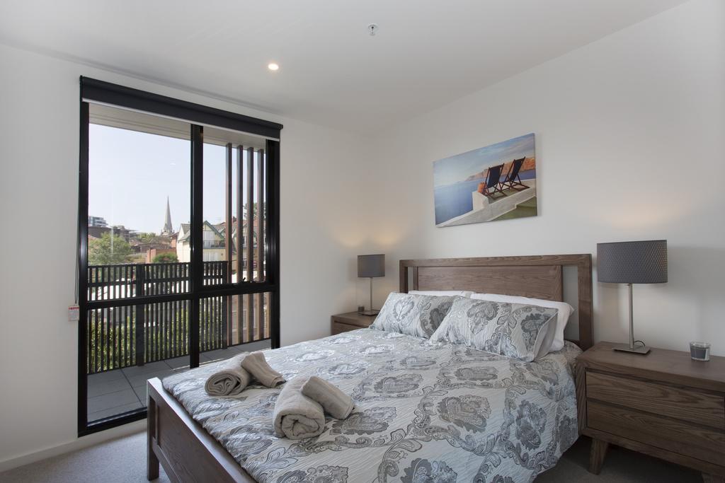 ☆ Heart Of St Kilda ☆ Infinity Pool+Parking+Wifi Apartment Мелбърн Екстериор снимка